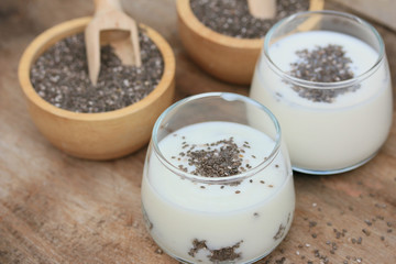 chia seed and yogurt smoothies