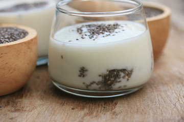 chia seed and yogurt smoothies