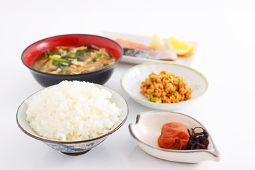 おいしそうな和風朝食