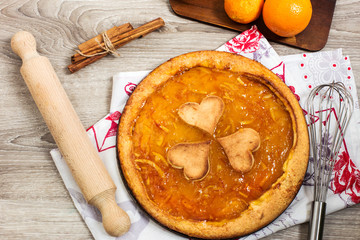 homemade marmalade tart with orange and cinnamon