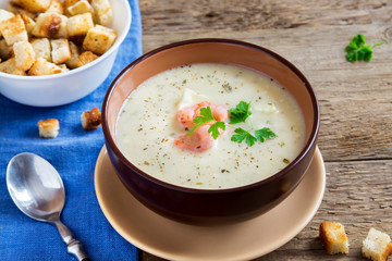 cream soup with shrimps