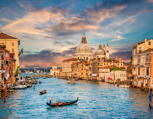 Obraz na płótnie Canvas Canal Grande with Santa Maria Della Salute at sunset, Venice, Italy