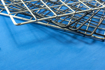 Cross wire net