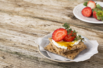 Healthy and tasty breakfast with crispybread