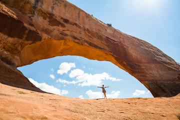 Wilson Arch, Moab, Utah © oscity