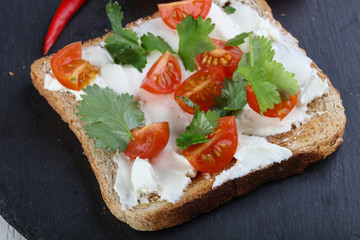 Sandwich with soft cheese