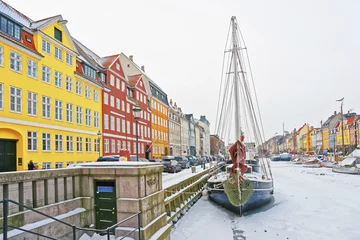 Photo sur Aluminium Ville sur leau Façades colorées de Nyhavn à Copenhague au Danemark en hiver