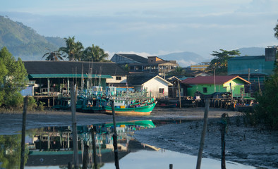 Fototapeta na wymiar Morning in the fishing village