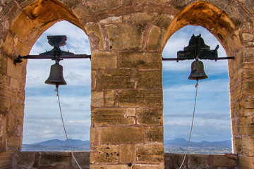 Blick vom Glockenturm auf die Berge Mallorcas