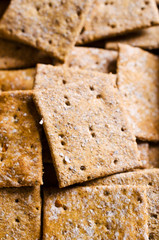 Crackers with bran