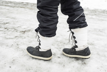 Dangerously slippery street to walk
