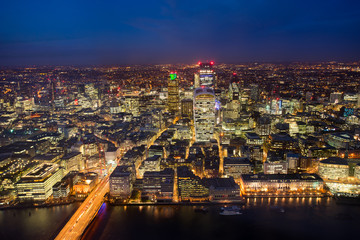 Naklejka premium Business office building in London, England