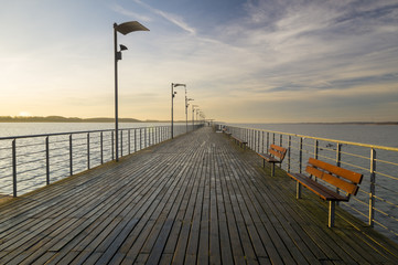 Fototapeta na wymiar wooden pier on the lake