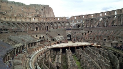 Fototapeta na wymiar Interno del Colosseo