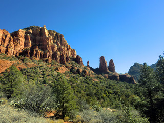 Fototapeta na wymiar Mountain formation in Sedona, Arizona - landscape photo