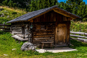 Fototapeta na wymiar Dolomites Italy - beautiful wooden house