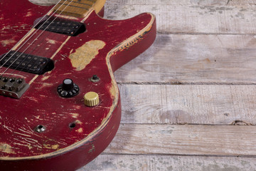 Fototapeta premium old electric guitar red