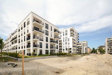 Moderne Mehrfamilienhäuser - Wohnen in der Stadt