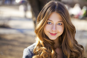 Obraz premium Portrait close up of young beautiful girl