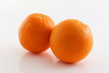 新鮮なオレンジ