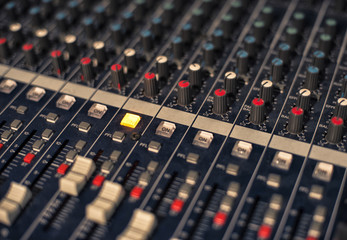 sound mixer
