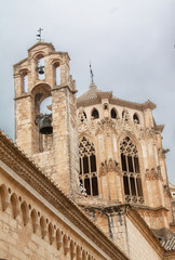 Fototapeta na wymiar Clochers de l'abbaye Santa Maria de Poblet , Catalogne, Espagne