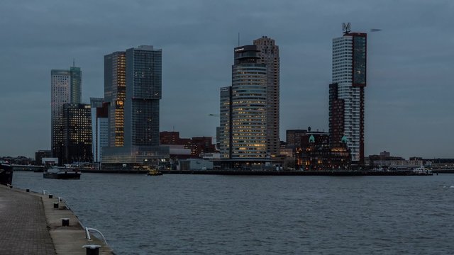 Rotterdam buildings and boats dawn timelapse 