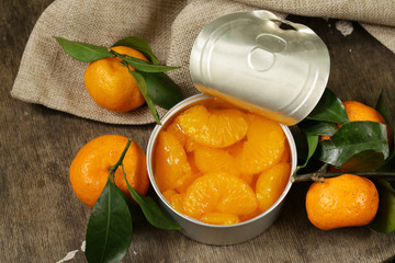 natural organic canned mandarin (orange) in syrup