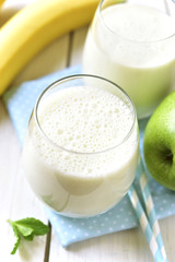 Banana apple smoothie.