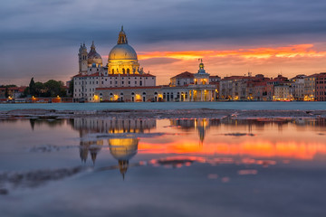 Fototapeta premium Santa Maria della Salute church on a sunset, Venice, Italy
