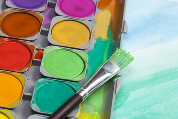 Obraz premium Farbkasten mit bunten Farben