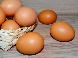 яйца в корзинки 
