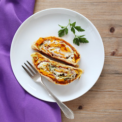 Strudel mit Kürbis, Schinken und Ziegenkäse