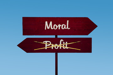Schild 48 - Moral