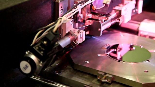 Microelectronic testing equipment in work in the laboratory