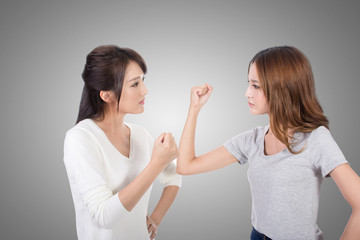 two women arguing