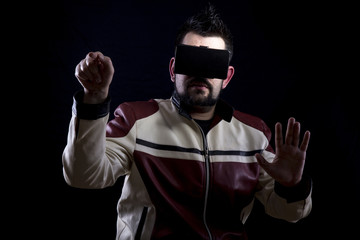 Guy using vr glasses