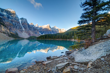 Moraine lake panorama in Banff National Park, Alberta, Canada - 102254285