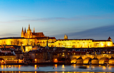 Fototapeta na wymiar Prague castle and Charles bridge at sunset (UNESCO), Czech republic