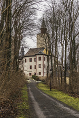 the way to the castle