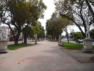 museo al aire libre square with sculptures in la serena