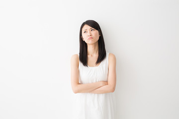 女性