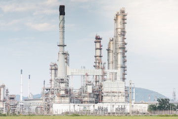 oil refinery plant