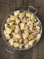 rustic german pan fried potato bratkartoffeln