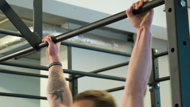 Crossfit - Chest to Bar - C2B