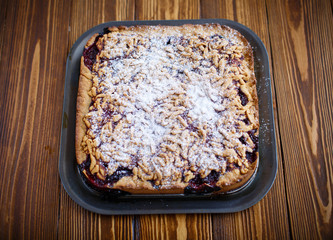 home sweet cake with jam 