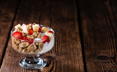 Glass with Crunchy Yoghurt and fresh fruits