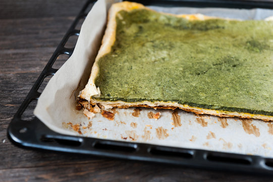 Spinach tart with cheese