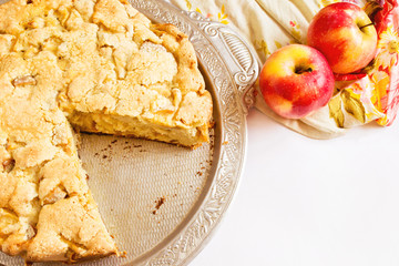 Organic apple pie ready to eat 