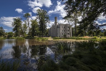 Obraz premium Castle in Karpniki, Lower Silesia in Poland